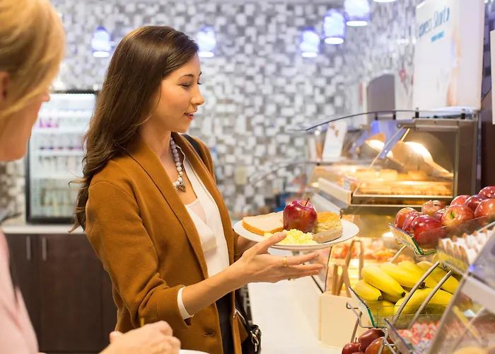 Holiday Inn Express Kota Kinabalu City Centre By Ihg