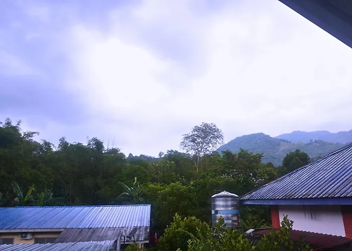 Kiansom Homestay - Waterfall Etc