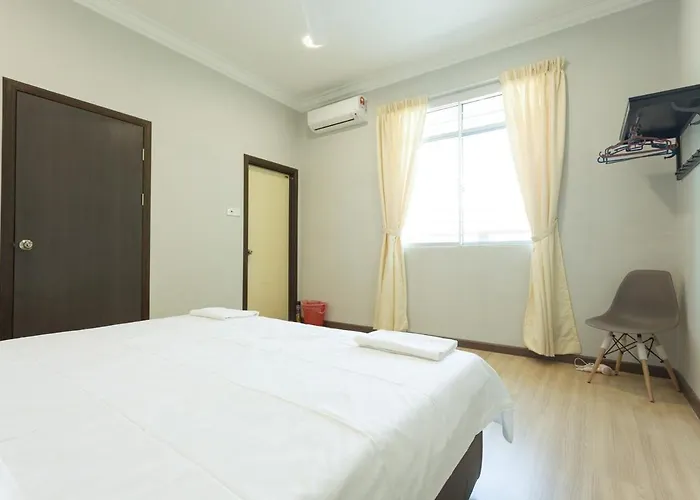 Hin Loi Homes