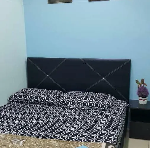Kk Liyana Homestay